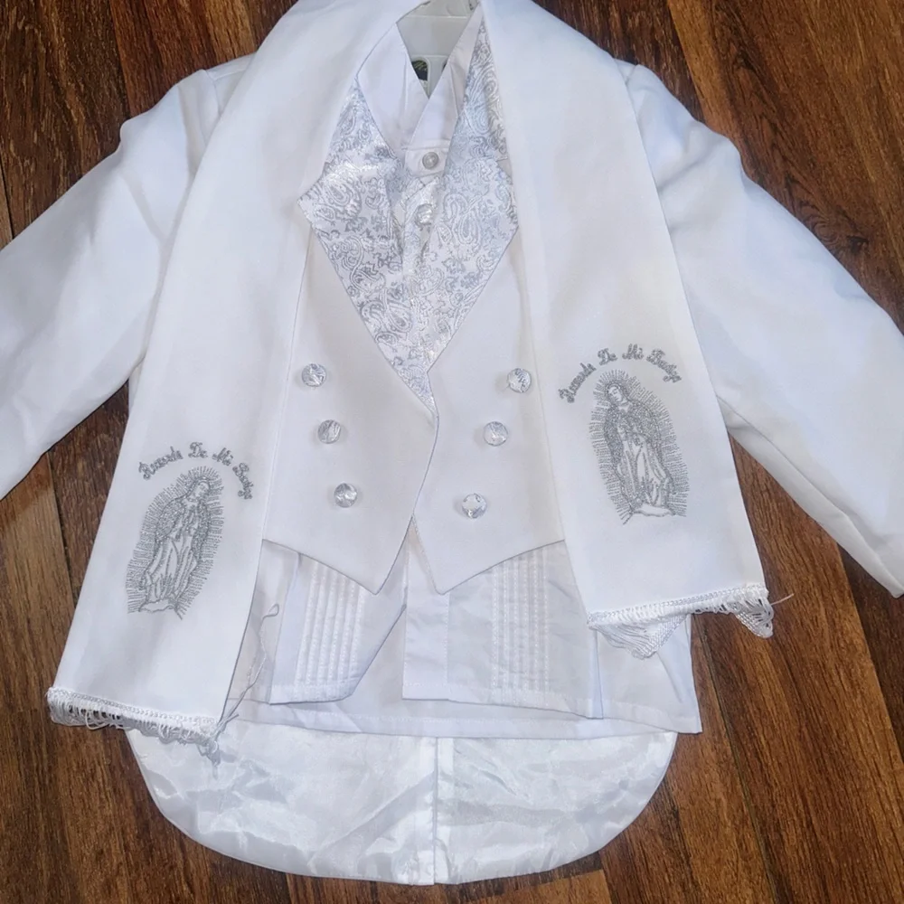 Rafael White Garment with Silver Detail